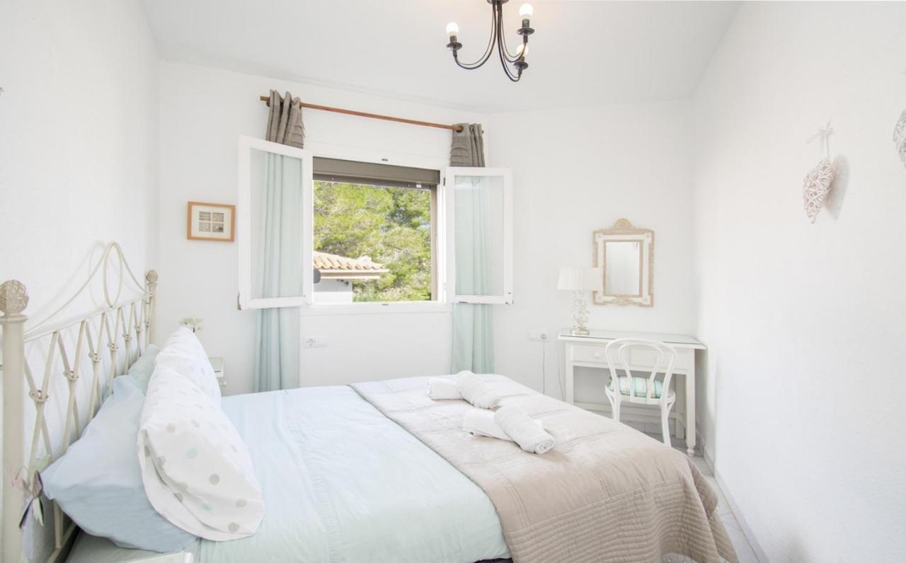 Lägenhet Cosy With Pool Ideal For Family & Sports Near In Port De